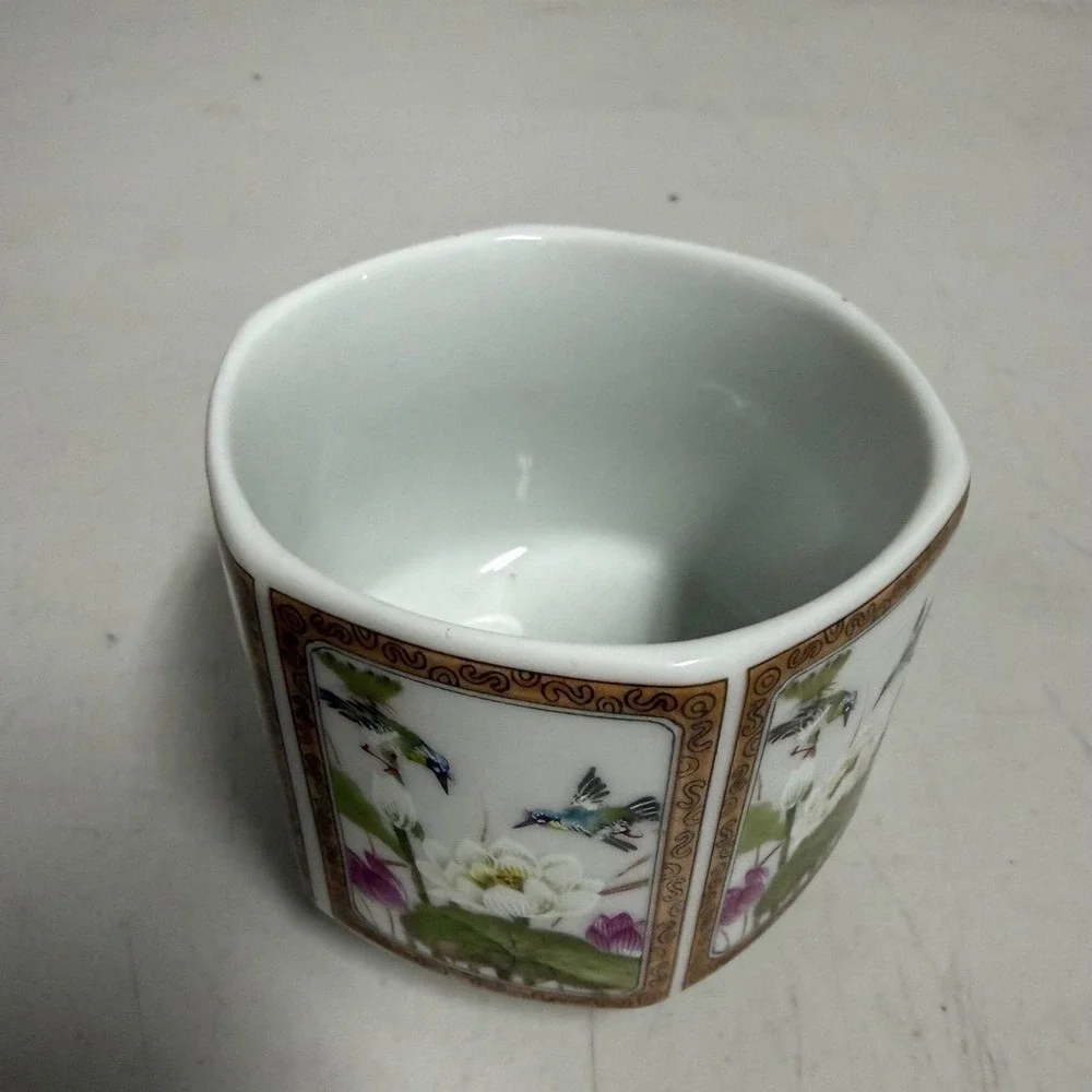 Toyo ming lotus